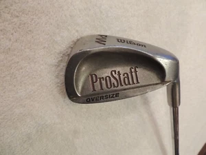 Cuña de lanzamiento Wilson ProStaff de gran tamaño. Eje de acero. Nuevo agarre. RH - Imagen 1 de 8