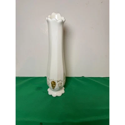 Vintage Westmoreland white Milk Glass Vase Gold Grapes Embossed R1.1 - Image 1 of 4