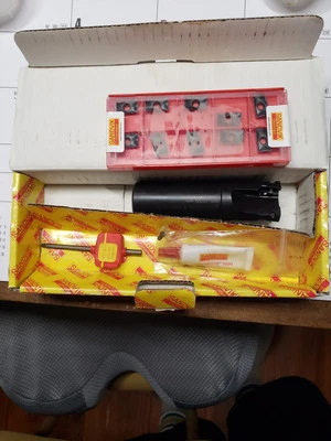 New Sandvik Ra390-038M32-17H Coromill 390 Milling Cutter Plus Inserts Cnc Mill  - Image 1 of 4