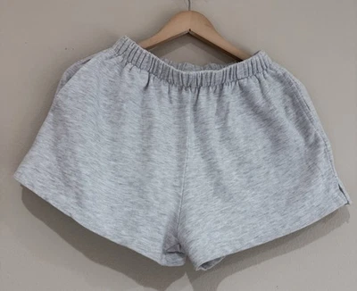 Pantalones cortos gris garaje Foto 1 de 4