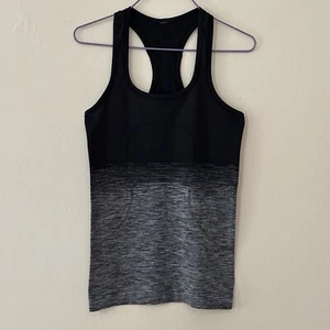 Lululemon Top Women’s Size 4 Swiftly Tech Racerback Tank Black Gray Ombre Gym - Picture 1 of 24