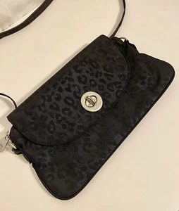 BAGGALLINI Hand Bag Turnbuckle Lock Zipper Pockets Black Leopard Print Purse - Picture 1 of 4