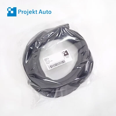 12-19 OEM BMW Hood Seal 640i 650i M6 7211926 F13 F06 F12 - Image 1 of 4