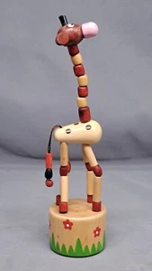 Jack Rabbit Creations Wooden Push Up Giraffe Toy - Bild 1 von 8