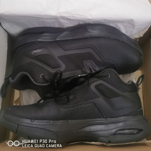 Jordan Stay Loyal 3 GS UK 6 nero leggermente nuovo indossato due volte con scatola