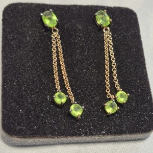 Schöner grüner Peridot Hänger Tropfen Gold gefüllt Fassung und Kette - Bild 1 von 6