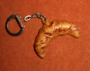 Porte-clés Joli croissant Boulangerie Patisserie Lorraine JACKY CAEL JARNY - Picture 1 of 3
