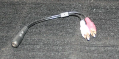 RCA to 1/8" Phono Cable or Adapter 5 inch long D608 - Image 1 of 4