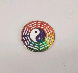 Vintage Pog Slammer Yin Yang Holographic Metal Colorful Rainbow Geometric - Picture 1 of 3