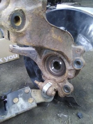 Левый передний шпиндель/кулак водителя для Lincoln MKC 15–19 годов выпуска - Изображение 1 из 4