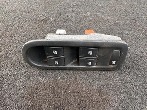 Renault Megane Scenic 2.0 Petrol 2006 Driver's Door Electric Window Switches - Picture 1 of 4