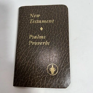 THE NEW TESTAMENT OF OUR LORD AND SAVIOUR JESUS CHRIST Holman Pronouncing Edit - Picture 1 of 7