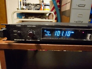 Sanyo Plus series T55 Tuner vintage - Picture 1 of 9