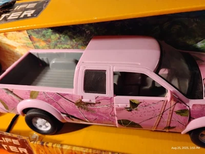 NEW TOY - MODEL CARS POLARIS -WILD LIFE HUNTER  - Image 1 of 4