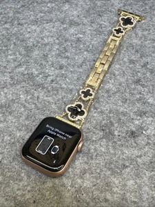 Apple Watch Series 6 40mm Gold / Pink Aluminum with Band GPS/LTE - Zdjęcie 1 z 6