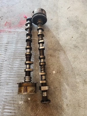 Árboles de levas de admisión y escape para Hyundai Veloster 2015 1,6 NA Foto 1 de 3