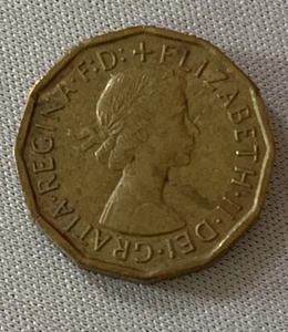 1964 UK Great Britain 3 Pence Thruppence Thrupenny Queen Elizabeth II Coin (64o) - Picture 1 of 2