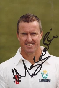 GLAMORGAN * MURRAY GOODWIN SIGNED 6x4 PORTRAIT PHOTO+COA - Picture 1 of 1