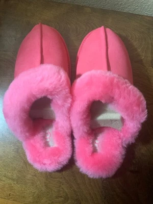 Zapatillas para mujer UGG Scuffette rosa - talla US 8 - #8 Foto 1 de 4