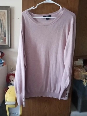 Suéter Pullover Rosa con Botones en Puños Talla 26/28 2X Ellos Foto 1 de 4