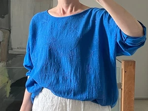 Made in Italy Lagenlook Boxy Cotton Top in Blue Embroidered Front One Size - Picture 1 of 14