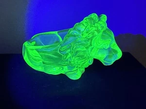 Uranium Lion - Picture 1 of 8