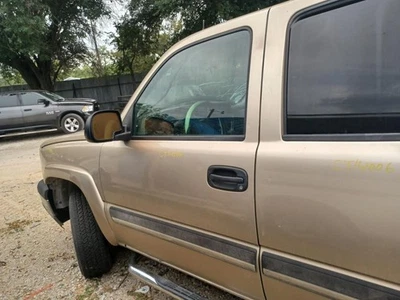 Passenger Corner/Park Light Fog-driving Fits 04-07 SILVERADO 1500 PICKUP 611130 - Image 1 of 4