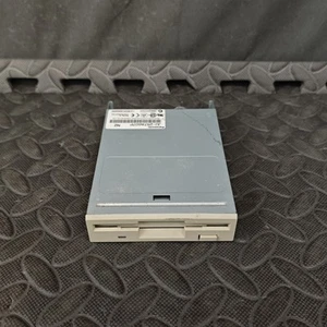 Panasonic JU-257A607P Internal Floppy Disk Drive 3.5" IDE Tested Working - Photo 1/8