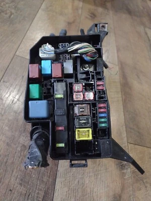 🥇 2006-2012 TOYOTA RAV-4 ENGINE FUSE BOX RELAY CIRCUIT BLOCK PANEL OEM ASSEMBLY - Image 1 of 4
