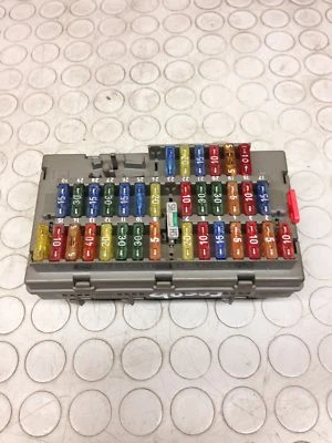 CITROEN XANTIA BREAK (1997) 2.0 DIESEL 80KW 5P CENTRALINA FUSIBILI 9568678980 - Immagine 1 di 2