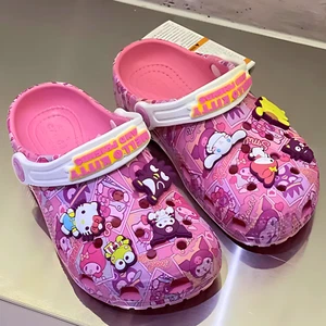 CROCS Sanrio Hello Kitty & Friends Classic Clog Pink AOP + 8 Jiblitz SIZE J3 US5 - Picture 1 of 16