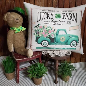 VINTAGE VICTORIAN PRIMITIVE ANTIQUE STYLE ST. PATRICKS DAY FARM TRUCK PILLOW - Picture 1 of 12