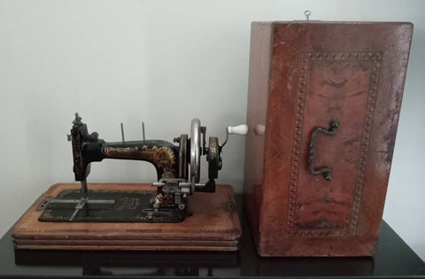 Antique Frister & Rossmann Hand Crank Vintage Sewing Machine Cover