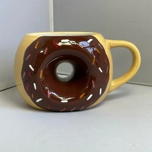 Tag Chocolate Sprinkle Donut Kaffeebecher EUC - Bild 1 von 8