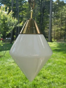 Lámpara colgante vintage MCM forma diamante botín blanco años 60. 2 disponibles - Imagen 1 de 4