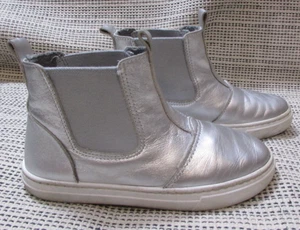 Cienta Kids Shoes Girl's Big Kid Silver Boots Size 32 EUR/ 1.5 - Picture 1 of 8