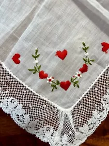 Vtg Valentines Day Handkerchief Red Hearts & Flowers Scalloped Lace Edges - Picture 1 of 2
