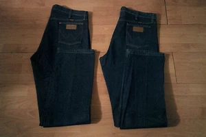 2 Stück: Wrangler Herren 13MWZ Dark High Rise Cowboy Cut Straight Jeans 36Wx34L - Bild 1 von 5
