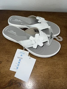 Neu mit Etikett Clarks Cloudsteppers Brinkley Flora Damen-Flip-Flop-Sandalen Größe auswählen - Bild 1 von 4