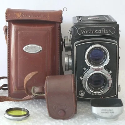 Yashica Yashicaflex Model C TLR film Camera w/ Case Filter Hood from Japan - Image 1 of 4