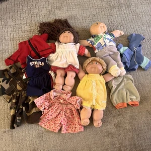 3 VTG Cabbage Patch Kids 1978-82 X Roberts Baby Boy Bl/Br Girls +4 Clothing Sets - Picture 1 of 21