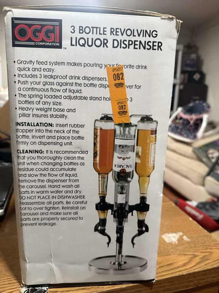 OGGI 3 Bottle Revolving Liquor Dispenser Bar ware - Image 1 of 4