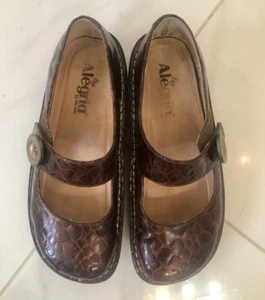 Alegria Feliz FEL-713 Mary Jane Brown Patent Leather Snake Print 38 Comfort - Picture 1 of 8