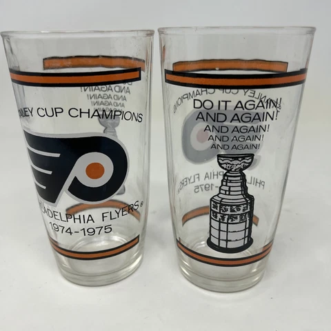 2 Vintage Philadelphia Flyers Stanley Cup 1974 1975 Champions Hockey Glasses 6" Cover