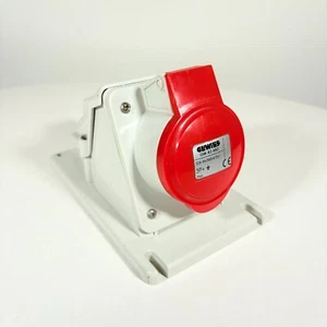 Gewiss GW 62 492 90 Surface Mounting Socket 3 Pole - NEW - Picture 1 of 8