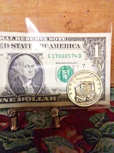 2017 A -$1 π΅ LOW $ 17000574 very nice bill For your collection π πͺ/ Luck. - Picture 1 of 7