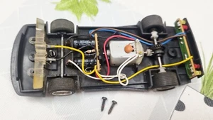 SCALEXTRIC FERRARI F-40 JEAN ALESI Nº60 CHASIS COMPLETO EJES LUCES HORNBY C291 - Imagen 1 de 10