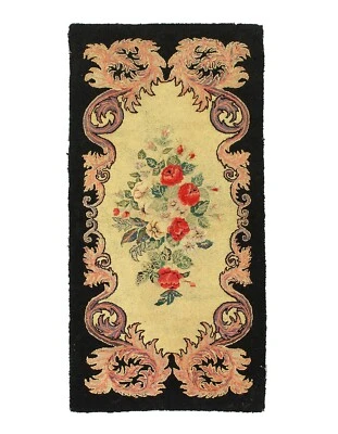 American Antique Hooked Rug 2'4'' X 4'7'' - Image 1 of 3