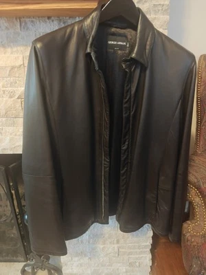 Chaqueta de cuero negra Giorgio Armani Foto 1 de 4