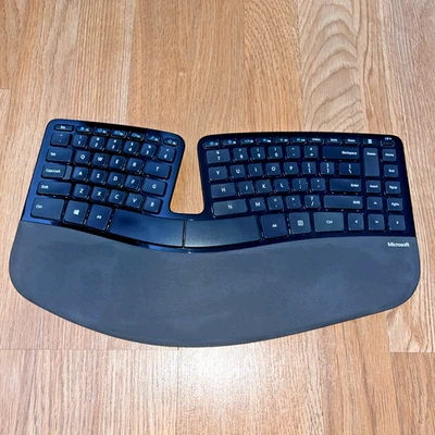 Microsoft Sculpt Wireless Ergonomic Desktop Keyboard 1559 w/ Original Dongle - Image 1 of 4